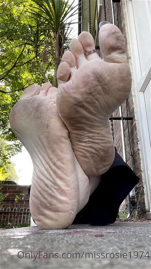feet, milf, masturbation, feet fetish