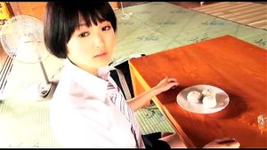 花井美理 thumbnail