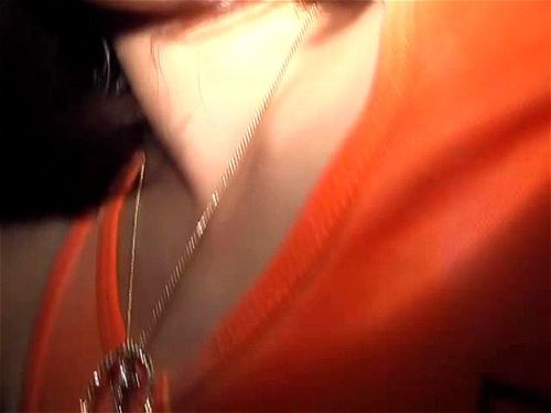 Genieße die Darstellung einer attraktiven erwachsenen Frau in diesem video, das voller Lust und Leidenschaft ist. Entdecke intensive intime Szenen, die deine Begierden stillen sollen. Dieser Inhalt ist nur für Erwachsene und zeigt einvernehmliche Erwachsene. Porno Video - SpankBang