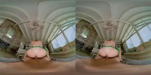 VR mmm thumbnail