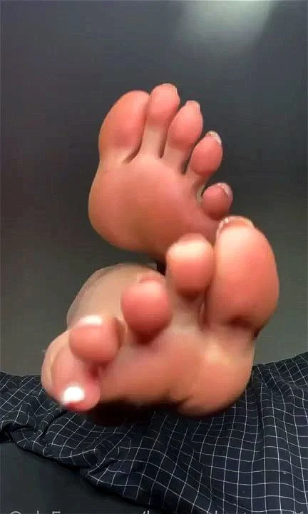 Hot feet