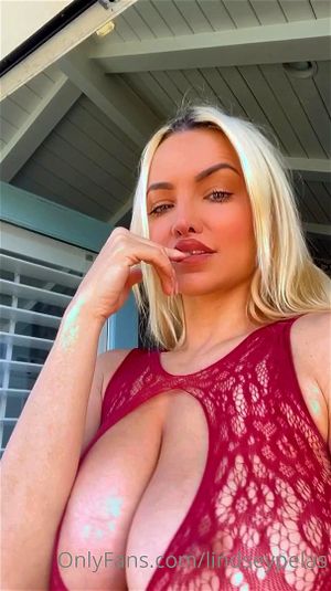 LINDSEY PELAS thumbnail