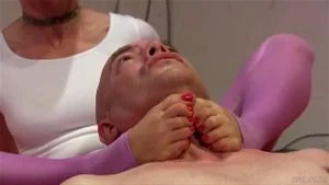 Feet neck thumbnail