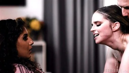 Cuck queen Video Porno - SpankBang