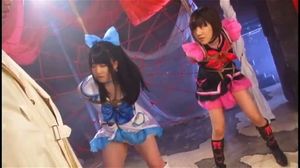 GIGA HEROINE thumbnail