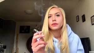 Blonde Smoking 04