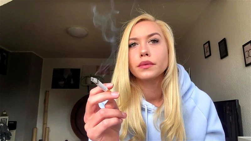 Blonde Smoking 04 Blonde Smoking 04