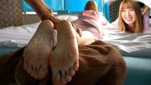 Chinese feet thumbnail