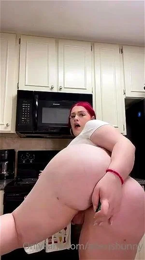 She male bbw thumbnail