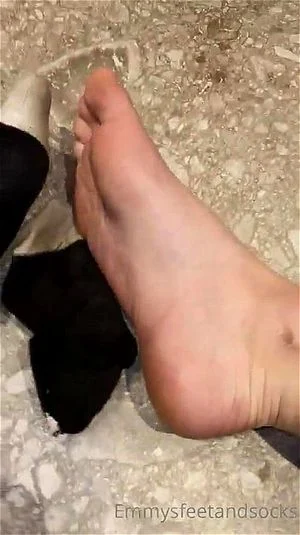 Feet thumbnail