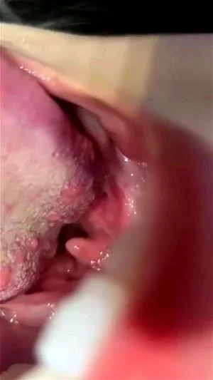 嘴巴舌頭 anteprima