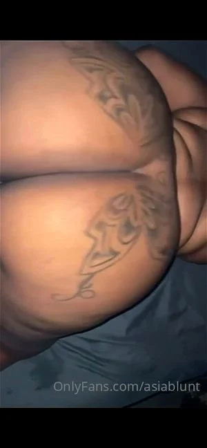 Bbw Backshots thumbnail