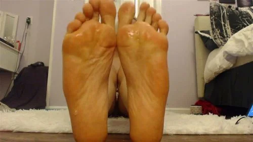 Jessica Jones feet thumbnail