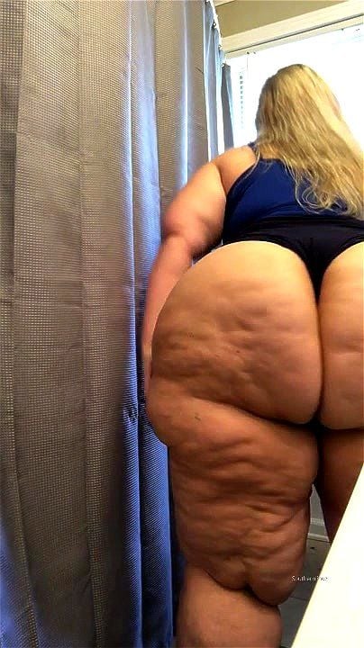Big boobs. Bbw . Curvy woman thumbnail