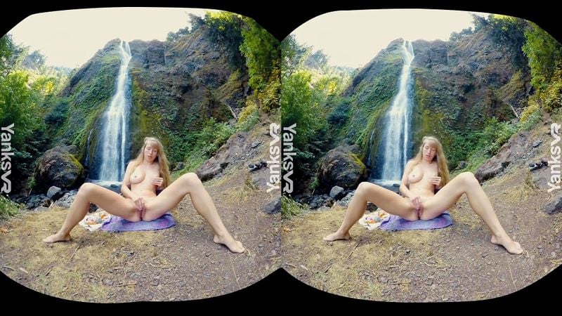 Yanks VR Verronica Masturbating Yanks VR Verronica Masturbating