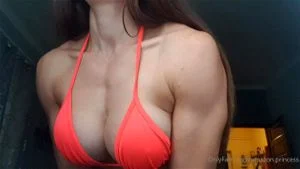 Female muscle thumbnail