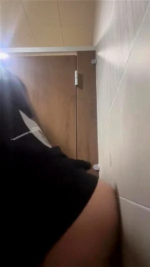 Watch from 0:01:04