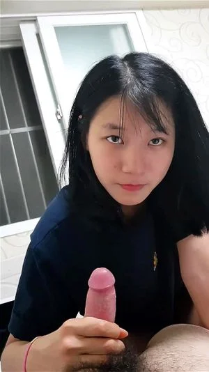 Amateur/Asian BJ Swallow thumbnail