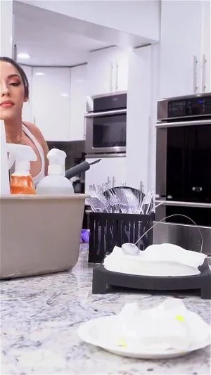 Watch from 0:05:09