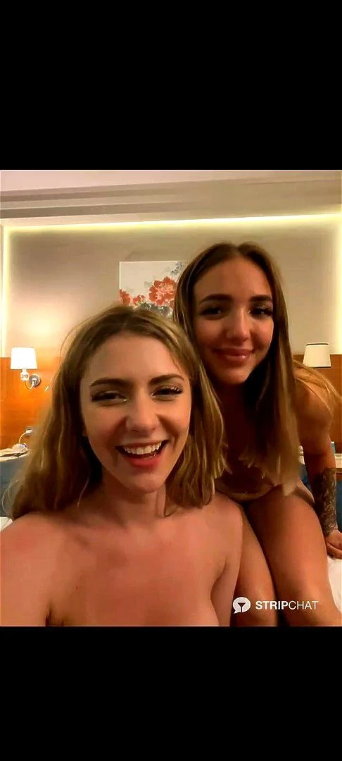 MariiD FIRST TIME LESBIAN SEX WITH HER