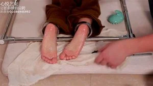 Feet thumbnail