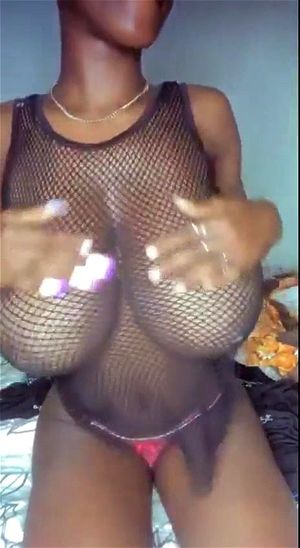 Big boobs black girl : r/intelligentduck