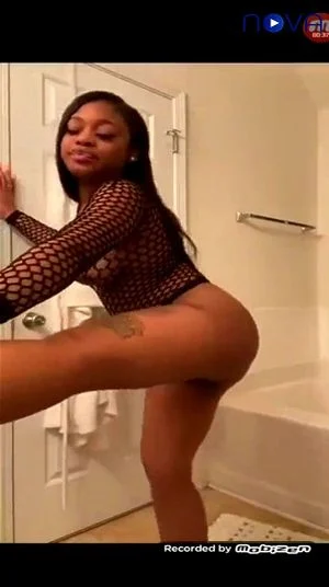 Booty thumbnail