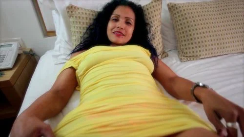 Latina milf in yellow dress