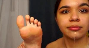 Latina thumbnail