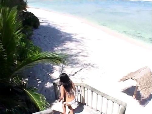 Descubra Ayame Misaki em cenas envolventes e sensuais, ideais para amantes de conteúdo adulto. Explore suas performances intensas e características únicas que a tornam uma estrela cativante. Vídeo pornô - SpankBang