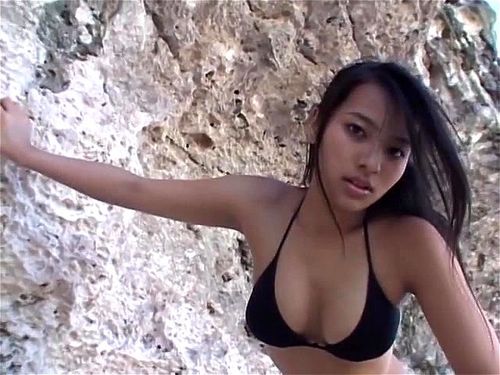 Descubra Ayame Misaki em cenas envolventes e sensuais, ideais para amantes de conteúdo adulto. Explore suas performances intensas e características únicas que a tornam uma estrela cativante. Vídeo pornô - SpankBang