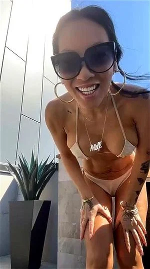 Watch from 0:02:35
