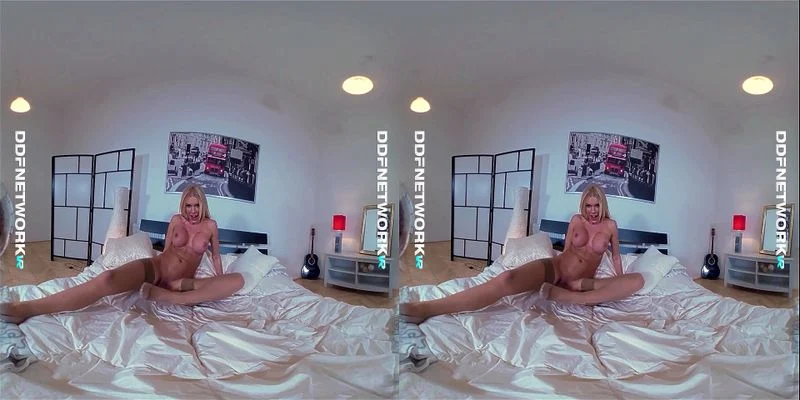 Sultry POV cock sucking shows VR blondie Kitana Lure go deep throat on you Sultry POV cock sucking shows VR blondie Kitana Lure go deep throat on you