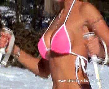 Blache Neige porn video – Vicky la deluree - à la neige - French Blonde Milf gorgeous