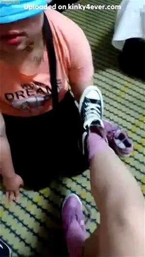 Lesbian foot worship