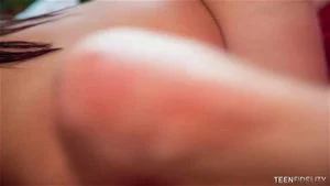 Alina Li thumbnail