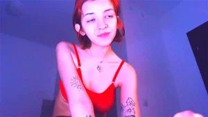 AliceVirg sexy cam model