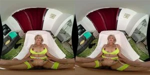 Woman VR  Thumbnail