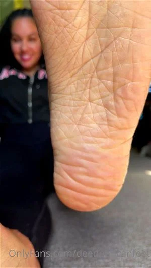 Sexy Feet thumbnail