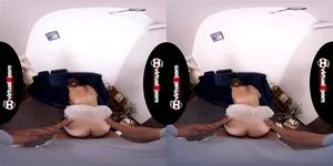 NEW 11 BOOBS VR thumbnail