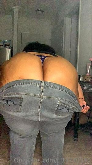 Stunt Huge Ass BBW Favs thumbnail