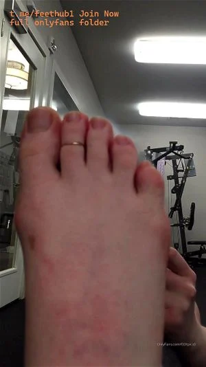 Just feet thumbnail