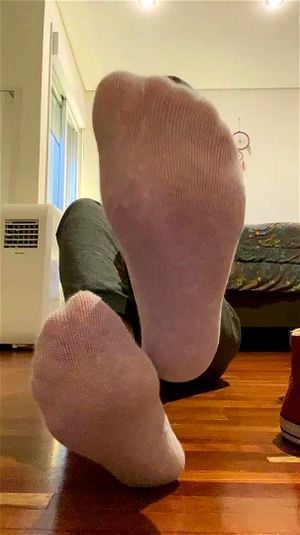 Alts feet thumbnail