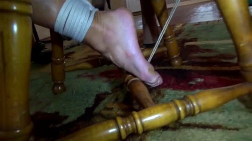 Sahrye bound foot worship gigi Порно Видео - SpankBang