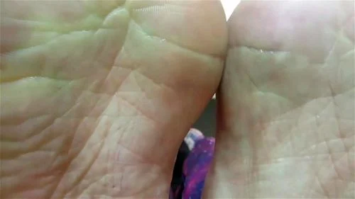 Feet  thumbnail