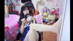 Watch from 0:15:49