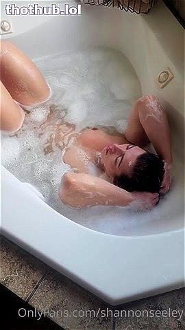 Watch Sha See wet and horny. - Bathtub, Muscle Girl, Bathtub Sex Porn -  SpankBang