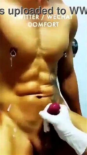 Chinese hunk has a creampie