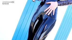 LATEX RUBBER FETISHISM thumbnail