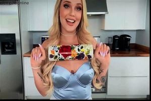 Watch from 0:01:51